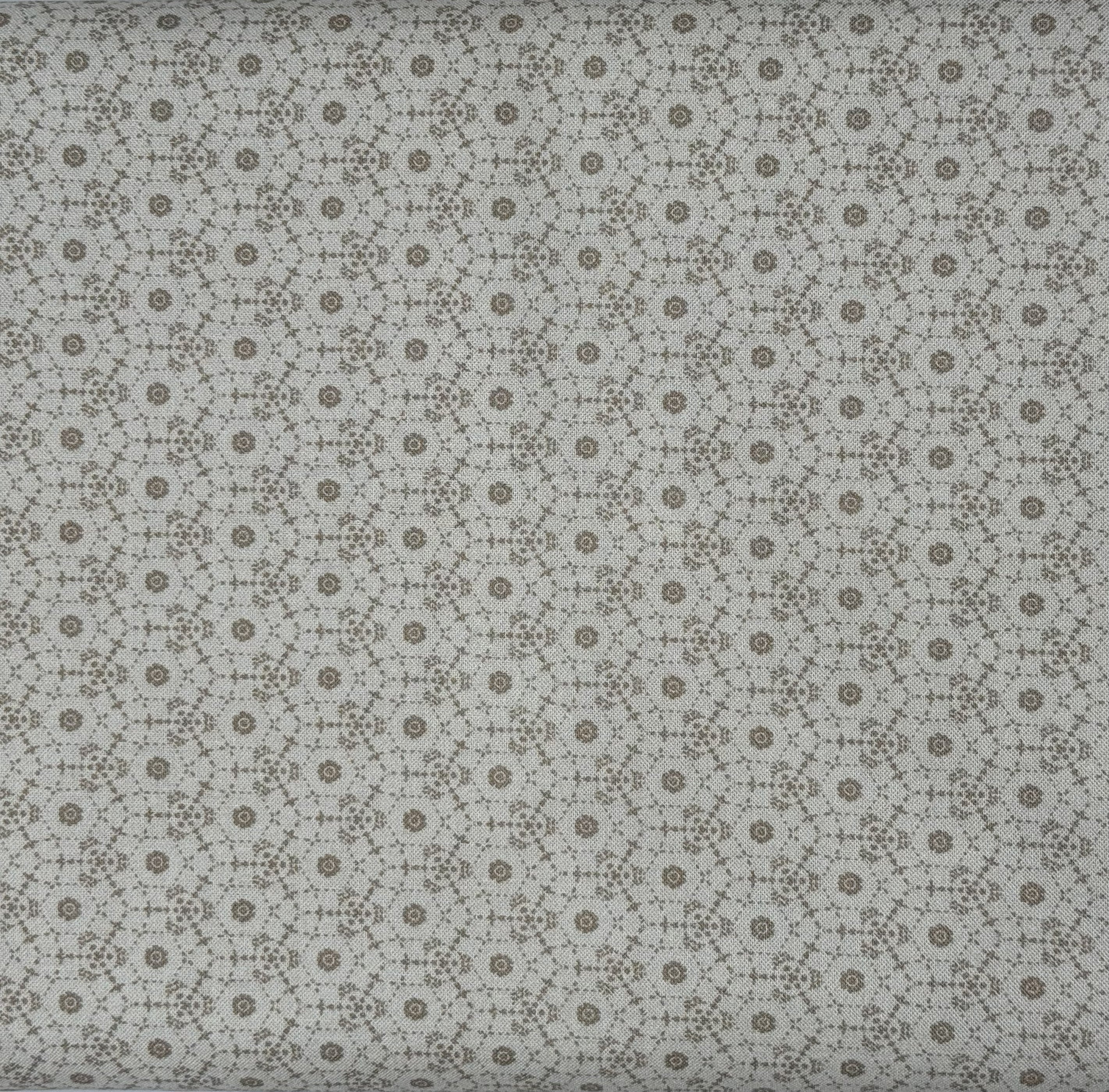 Interlocking Rings Geometric - Tan